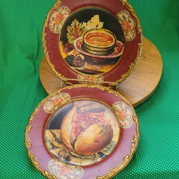 Two Hand Painted Decorative Plates by R. W… - Picture 2 of 9